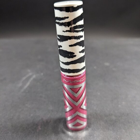 MAC Fierce & Fabulous Lipglass - Picture 1 of 1